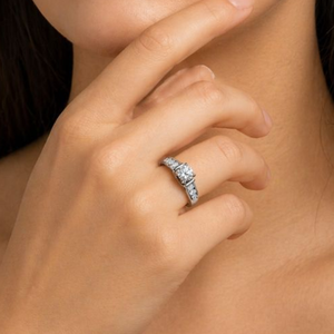 Anillo de Compromiso con Diamante Solitario Natural Real de 1.00 Ct |   Anillo de compromiso clásico con engaste de puntas en oro blanco de 14K, elegante regalo de joyería fina - Product Image 2
