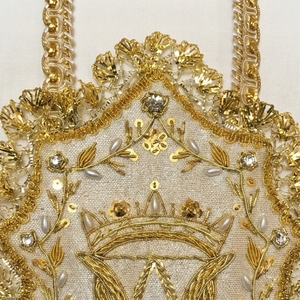 Broche de revers maçonnique personnalisée en métal doré, émail souple, motif floral, souvenir - Product Image 6