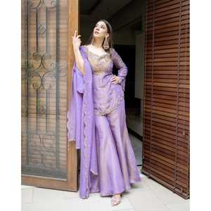 Conjunto de ropa de fiesta bordada para mujer Top-Bottom y Dupatta - Product Image 5