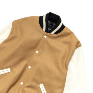 Chaqueta universitaria bordada de chenilla personalizable con logotipo frontal de lana impermeable y transpirable para hombres y mujeres, informal de invierno - Product Image 4