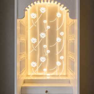 หิ้งบูชาไม้สีขาวสไตล์โมเดิร์น พร้อมไฟ LED ดีไซน์ดอกบัว ลิ้นชักเก็บของสุดหรู ทำจากไม้เนื้อแข็ง เหมาะสำหรับประกอบพิธีกรรมทางศาสนาในเทศกาลวิวาลี - Product Image 2