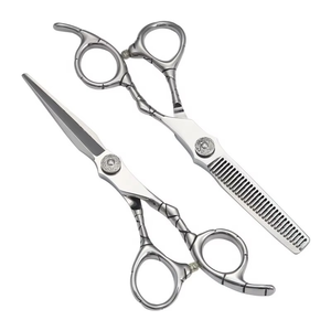 Ciseaux de coiffure professionnels à prix de gros, tranchants, avec logo personnalisé, en acier inoxydable 4Cr13 de haute qualité, poignée en caoutchouc, pour droitiers - Product Image 1