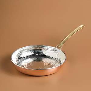 Elegante sartén de cobre para freír con mango de latón, sartén martillada a mano para cocina gourmet y exhibición en la cocina - Product Image 5
