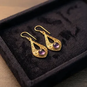 Pendientes de latón con piedra preciosa de amatista |   Joyería Artesanal |   Proveedor Mayorista - Product Image 3