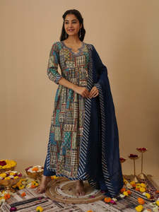 Pure Cotton Foil Print With Patch Work A-line Kurta Set Cotton Print & <b>Gota</b> Patti Work Kurta Pant Set With Dupatta Ready to Wear - Product Image 3