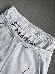 Conjuntos Deportivos de 2 Piezas para Hombre, Sudaderas con Gráficos Bordados y Pantalones Deportivos Holgados de Doble Cintura - Product Image 4