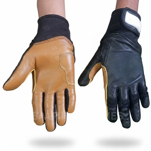 Gants de baseball professionnels sur mesure SAAR INDUSTRIES, souples, durables, de qualité supérieure, cuir véritable, couleur et logo personnalisés. - Product Image 1