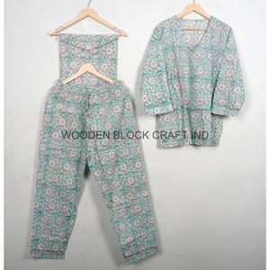 Conjunto de Pijama Unisex de Manga Larga con Cuello en V, 100% Algodón Suave, Estampado Digital, para Otoño, Primavera y Todas las Temporadas - Product Image 3