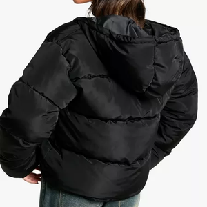 Chaqueta acolchada para mujer de alta demanda, resistente al agua, con corte esculpido, para invierno, personalizada, marca privada, OEM - Product Image 5