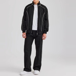 Ensemble de survêtement noir pour homme, couleur unie, à capuche, taille élastique, respirant, coupe-vent, en polaire 100 % polyester, style sportif - Product Image 3