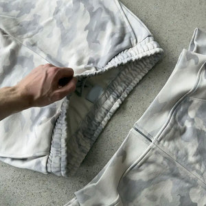 ชุดเซ็ตแทรคสูทลายพรางย้อนยุคสไตล์คลาสสิกแบบยูนิเซ็กซ์ เสื้อฮู้ดซิปโอเวอร์ไซส์และกางเกงสเวตแพนท์สไตล์โกธิค ชุดกีฬาแนวสตรีทแวร์ - Product Image 2