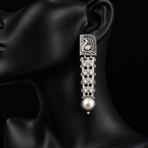 Fournisseur en gros de boucles d'oreilles pendantes en laiton plaqué argent antique, forme animalière paon, pour femmes |   ARTS JEWELS ER-04 Vente en gros pour mariages - Product Image 6
