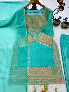Ensemble Salwar Kameez tendance en soie brodée avec détails en dentelle Moti, entièrement cousu, avec bas élastique et dupatta - Product Image 2