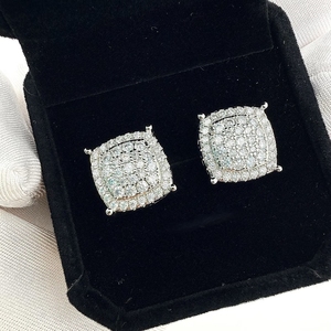 ต่างหูเงินแท้ 925 ประดับเพชรโมอิสซาไนต์ทรงกลมสี D ระดับความสะอาด VVS ดีไซน์ลายดอกไม้ทันสมัย เหมาะสำหรับผู้ชายและผู้หญิง ของขวัญสำหรับงานแต่งงาน - Product Image 2