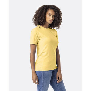 T-shirt personnalisé Level Apparel 6210 en coton 100% uni, tissu lisse, respirant, écologique, confort durable, coupe ajustée, personnalisable - Product Image 2