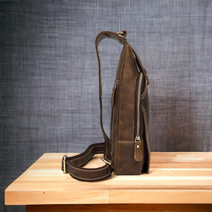 Bolso de Pecho Marrón Oscuro para Hombre, Moderno y Multifuncional, con Correa Cruzada para Viajes - Product Image 5