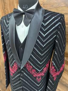 Costume de smoking noir brodé pour homme avec motif chevron à paillettes – Blazer formel de marié pour mariage, costume 3 pièces - Product Image 2