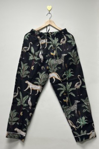 Conjunto de Pijama Elegante con Estampado de Leopardo para Mujer, Negro, Estilo Selva Tropical, Algodón Ecológico, Ropa de Dormir para Primavera/Verano - Product Image 4
