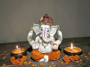 NIRMALA HANDICRAFT Escultura de Resina del Dios Ganesha, Pintada a Mano, Hecha a Mano, para Decoración del Hogar, Fengshui Indio - Product Image 4