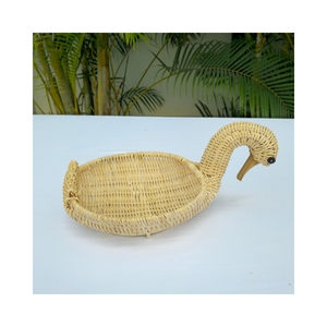 Panier en rotin blanc artisanal écologique, organisateur de bureau polyvalent pour la décoration de la maison, les arrangements floraux, les collations, la papeterie - Product Image 4