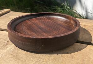 Plateau de rangement en bois de noyer poli, monogrammé, écologique, sans plomb, compatible congélateur, pour clés, pièces de monnaie et bijoux - Product Image 5