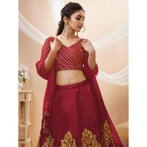 Lovely Red Lentejuelas Seda Boda Desgaste Lehenga Choli con Dupatta - Product Image 3