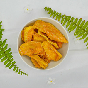 Aperitivo tropical crujiente y dulce de Jackfruit de Vietnam, hecho con ingredientes frescos, ideal para distribución a granel y venta al por menor - Product Image 1