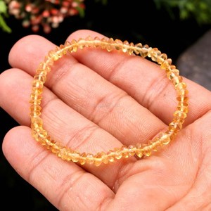 Bracelet en Citrine Naturelle Perlé Fait Main, Bracelet Extensible en Cristal de Guérison, Bracelet Délicat Unisexe en Pierres Précieuses, Bijoux en Pierres Naturelles - Product Image 6