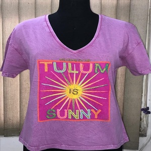 Camiseta de Algodón con Cuello en V para Mujer, Suministro al por Mayor del Fabricante al Mejor Precio - Product Image 3