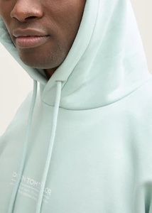 เสื้อฮู้ดดี้ผู้ชายคุณภาพพรีเมียม ผ้าโพลีเอสเตอร์/คอตตอนฟลีซ ปักโลโก้ตามสั่ง แห้งเร็ว ระบายอากาศดี เป็นมิตรกับสิ่งแวดล้อม เหมาะสำหรับฤดูหนาว - Product Image 5