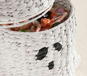 Panier de rangement artisanal Sisu en jacinthe d'eau, forme Shost, fait main, écologique, avec couvercle - Product Image 2