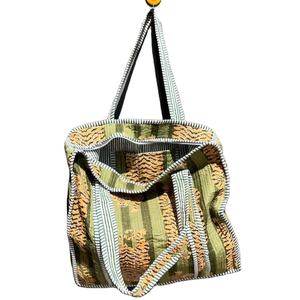 Sac fourre-tout matelassé léger en gros, grande capacité, en coton, sac à bandoulière pour femme, toutes saisons - Product Image 1