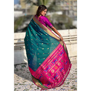 Sari de Seda Paithani Verde Elite Weaves con Borde de Satén Muniya, Ropa India y Pakistaní - Product Image 3