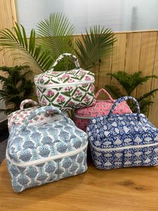 Fashion quilted cotton zipper cosmetic case reusable printed vanity pouch makeup organizer travel <b>toiletry</b> <b>storage</b> bag accessory - Product Image 6