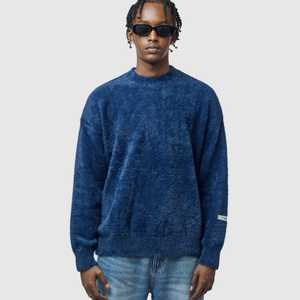 Pull en maille moelleuse à col montant pour l'hiver, vente en gros |   Pull en mohair brossé pour homme |   Tricotage à motifs personnalisés OEM/ODM - Product Image 4