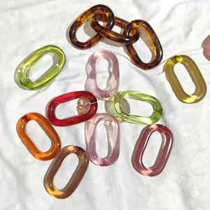 งานศิลปะแขวนผนังรูปนกฮูกนางฟ้าหลากสีขนาดใหญ่ โปร่งใส เป็นมิตรกับสิ่งแวดล้อม ทำด้วยมือจากเรซิ่นอีพ็อกซี่ พร้อมโซ่เชื่อมต่อ - Product Image 4