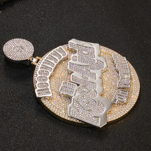 Collar de Plata 925 con Colgante de Nombre 'Hood Love', Diamantes Cultivados en Laboratorio, Certificados, Estilo Hip Hop, Ligero y Personalizado - Product Image 4