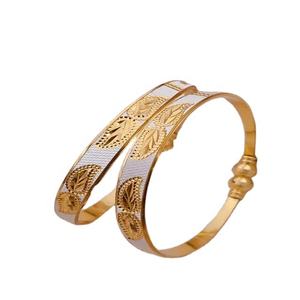 Juego de brazaletes de joyería antigua polaca de oro alto para mujer Ocasión especial y de boda de India Export - Product Image 1