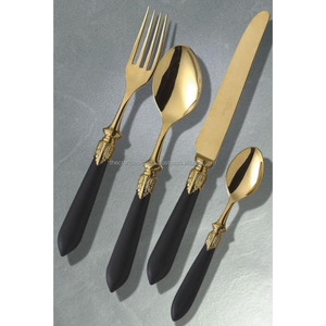 Juego de cubiertos de metal simple y elegante para hogares minimalistas diseñados para combinar con cualquier colección de vajilla y Cena - Product Image 4