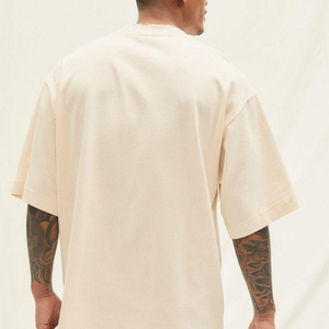 เสื้อยืดคอกลมแขนสั้นทรงปกติสำหรับผู้ชาย ผ้าคอตตอนถัก 100% หนัก 280 กรัม แบบ OEM ไม่มีลาย ระบายอากาศได้ดี เป็นมิตรกับสิ่งแวดล้อม - Product Image 2