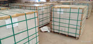 Carreaux vitrifiés haute brillance pour salle de bain et décoration murale en Arabie Saoudite - Product Image 2