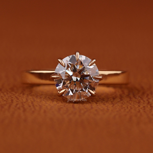 Anillo de Compromiso de Oro de 14k con Diamante Cultivado en Laboratorio de Forma Redonda, Claridad VVS2/VS1, Corte Brillante Redondo, Certificado IGI - Product Image 1