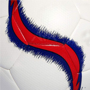 Pelota híbrida de rendimiento clásico, acabado liso, costuras resistentes, ideal para juegos al aire libre, entrenamiento y mejora de habilidades. - Product Image 5