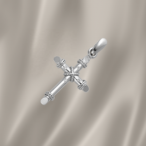 จี้ไม้กางเขนคลาสสิกยูนิเซ็กซ์ได้รับการออกแบบอย่างสวยงามเครื่องประดับเงินชุบทองเหลืองเพชรที่กำหนดเองสำหรับงานปาร์ตี้สวมใส่โลหะอัลลอย - Product Image 5