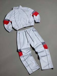 Nuevo Conjunto Deportivo Cortavientos Personalizado, Fabricación OEM, Traje Impermeable y Ligero - Product Image 3