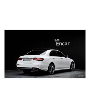 Mercedes-Benz E350 4MATIC AMG Line Clase E 2023 con Volante a la Izquierda, Caja de Cambios Automática, Asientos de Cuero, Cámara Trasera - Product Image 2