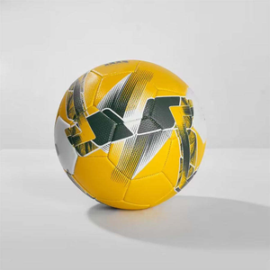 Balón de Fútbol Amarillo CORE FIELD con Patrón Geométrico Blanco y Negro, Cosido a Máquina, Ecológico, Duradero, Ligero, para Interior y Exterior - Product Image 6