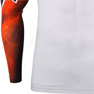 เสื้อแรชการ์ดผ้าเนื้อนุ่มยืดหยุ่น สีสันสดใส ป้องกันแสงแดด สำหรับผู้ชาย - Product Image 6