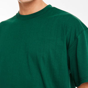 Tenues décontractées pour hommes en grande taille personnalisées pour l'été, vente flash, ensemble deux pièces respirant avec short pour hommes - Product Image 4