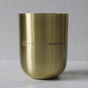 Recipiente de Lujo para Velas de 16 oz, Hecho a Mano en Latón Sólido Dorado, Personalizable con Grabado, para Fabricación de Velas - Product Image 3
